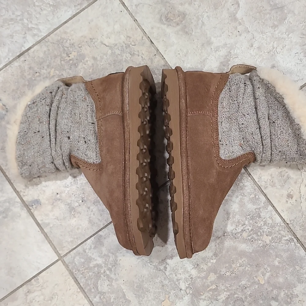 BearPaw Brown Suede Winter Boots
